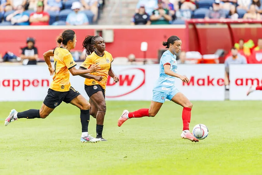 Super Falcons star Michelle Alozie in action for Houston Dash