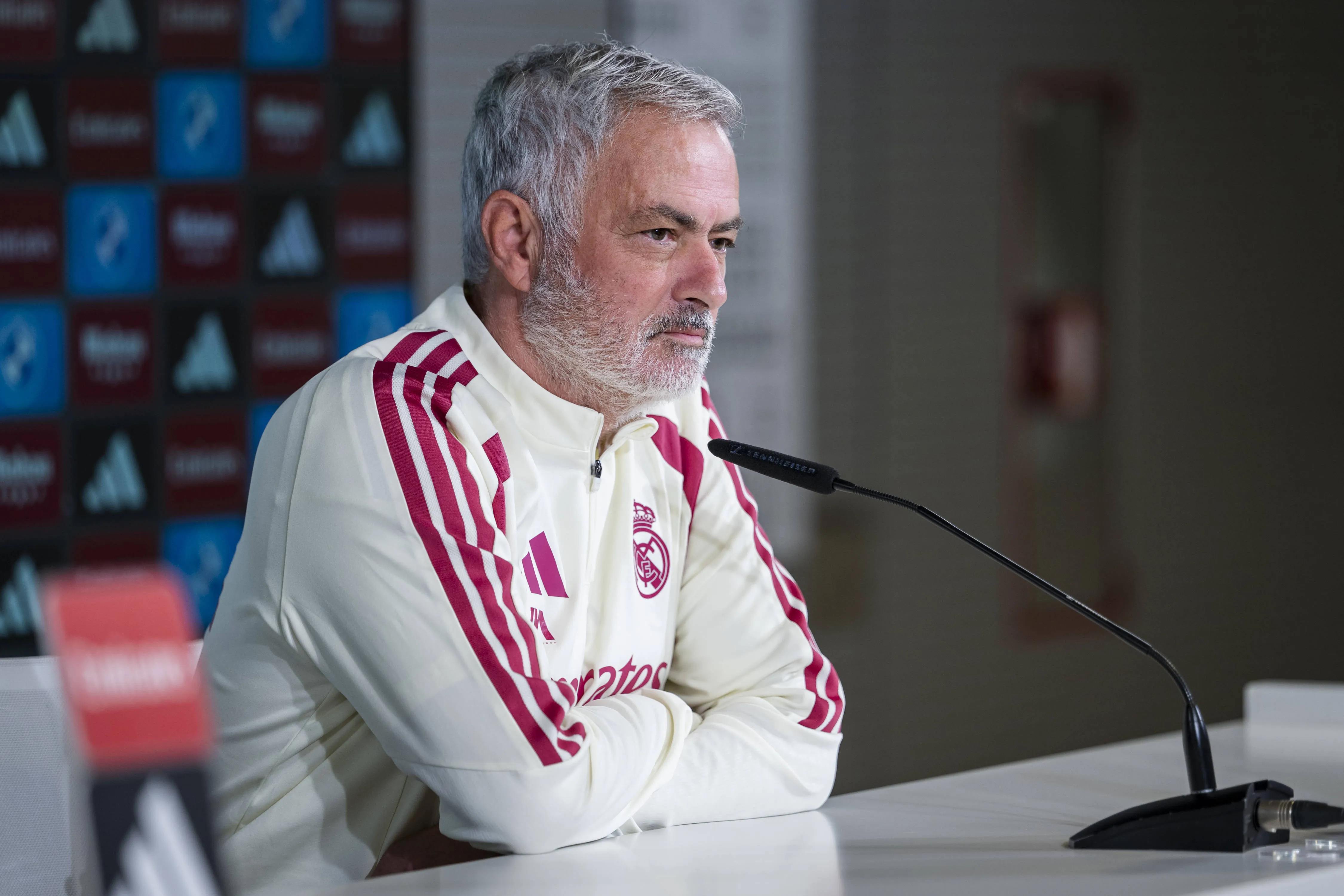 Jose Mourinho set for Barcelona vs Real Madrid