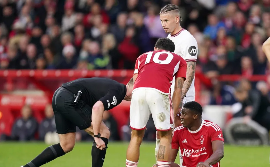 Awoniyi: What Forest's Wissa bid means for former fan favorite