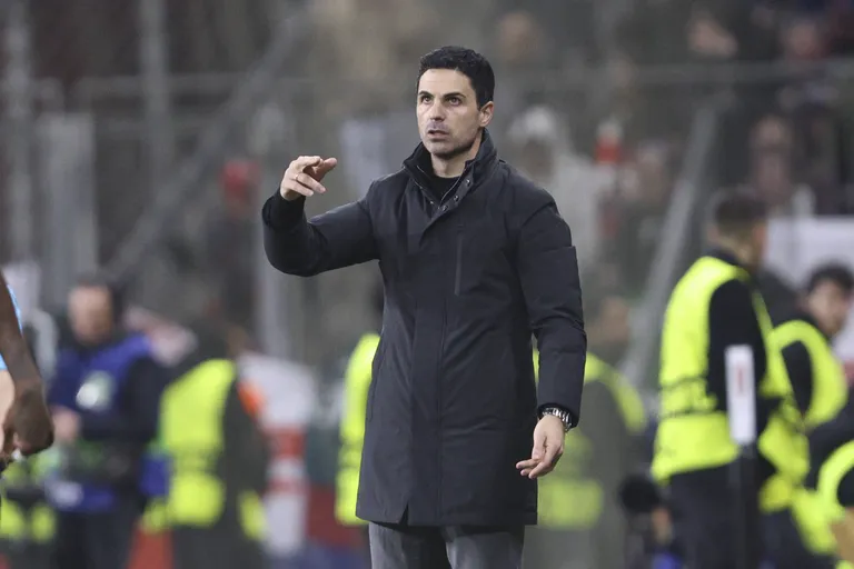 &ldquo;Media trap&rdquo; &ndash; Ex-Super Eagles captain warns Arsenal as title race heats up