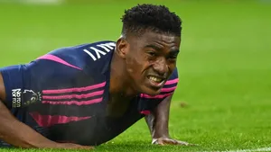 Awoniyi: Forest confirm worrying facial fracture