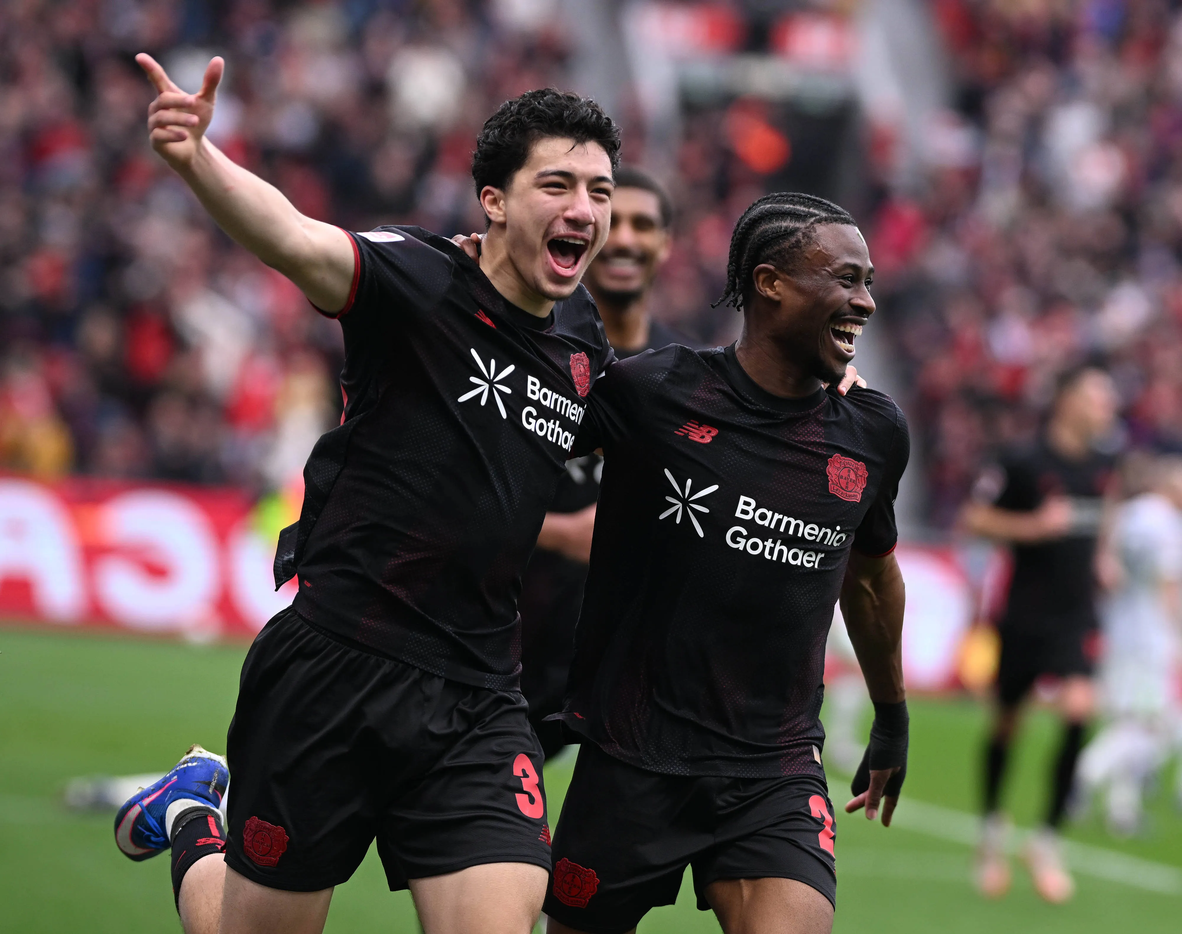  Ibrahim Maza and Nathan Tella of Bayer Leverkusen.