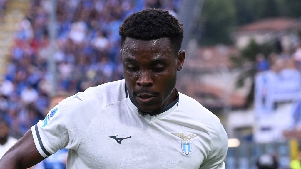 Too careful! Fisayo Dele-Bashiru receives scathing reviews for 'not encouraging' Serie A opener
