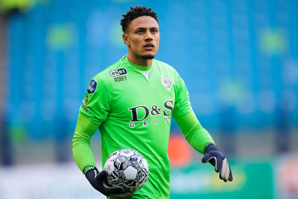 Maduka Okoye was excluded from the Super Eagles AFCON 2023 team