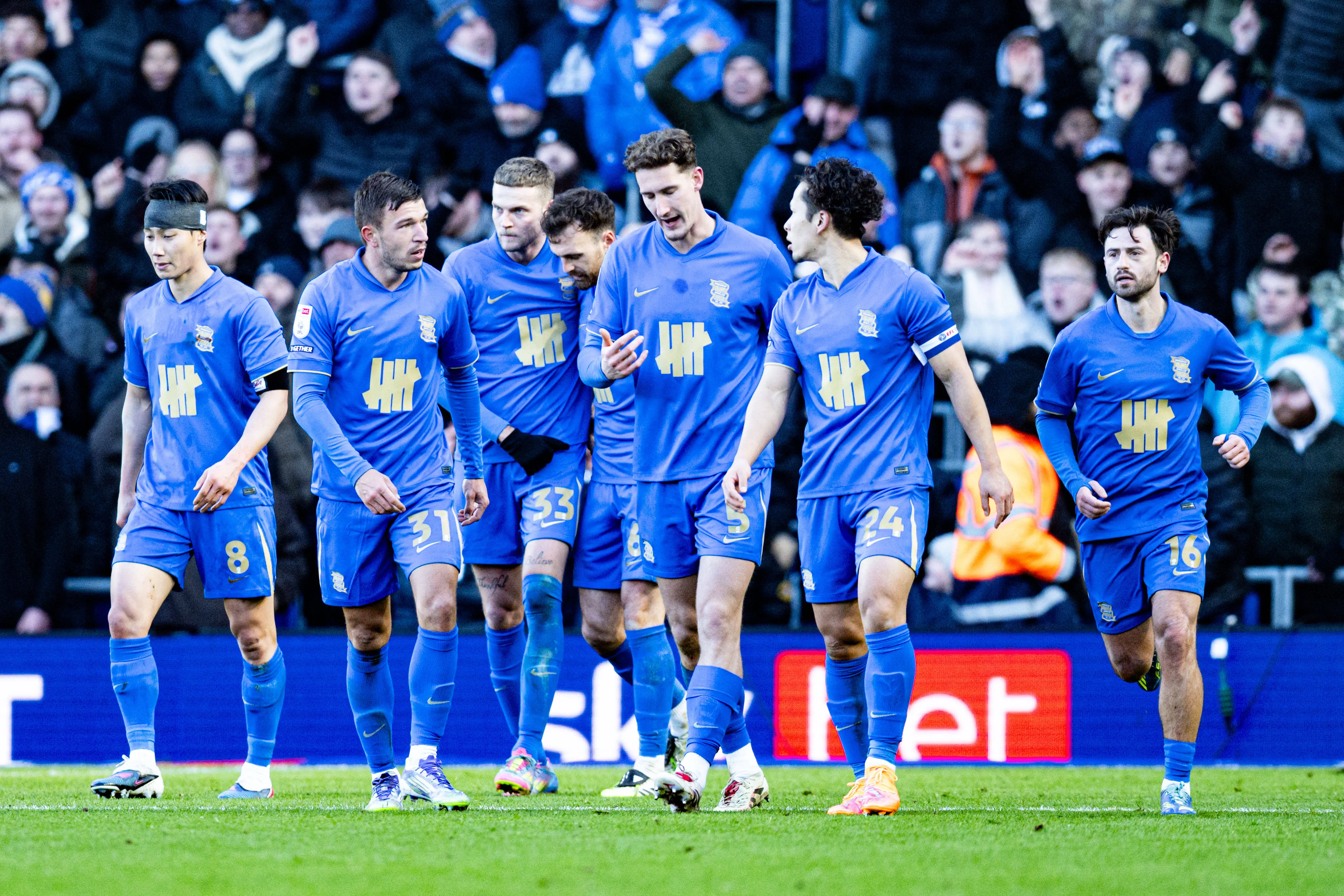 Birmingham City celebrate goal with Marvin Ducksch
