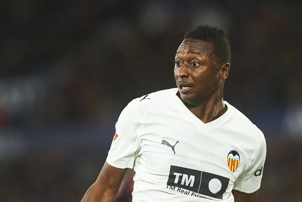 Former Real Madrid player thanks Super Eagles striker Umar Sadiq after Valencia win