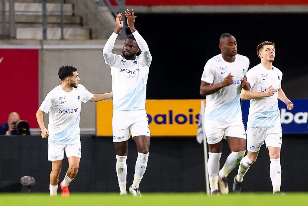 In-form Arokodare wins Goal of the Month award in Belgium