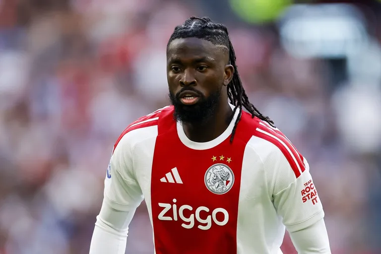 Super Eagles: 2 obstacles between Arokodare and&nbsp;&euro;20m Ajax move
