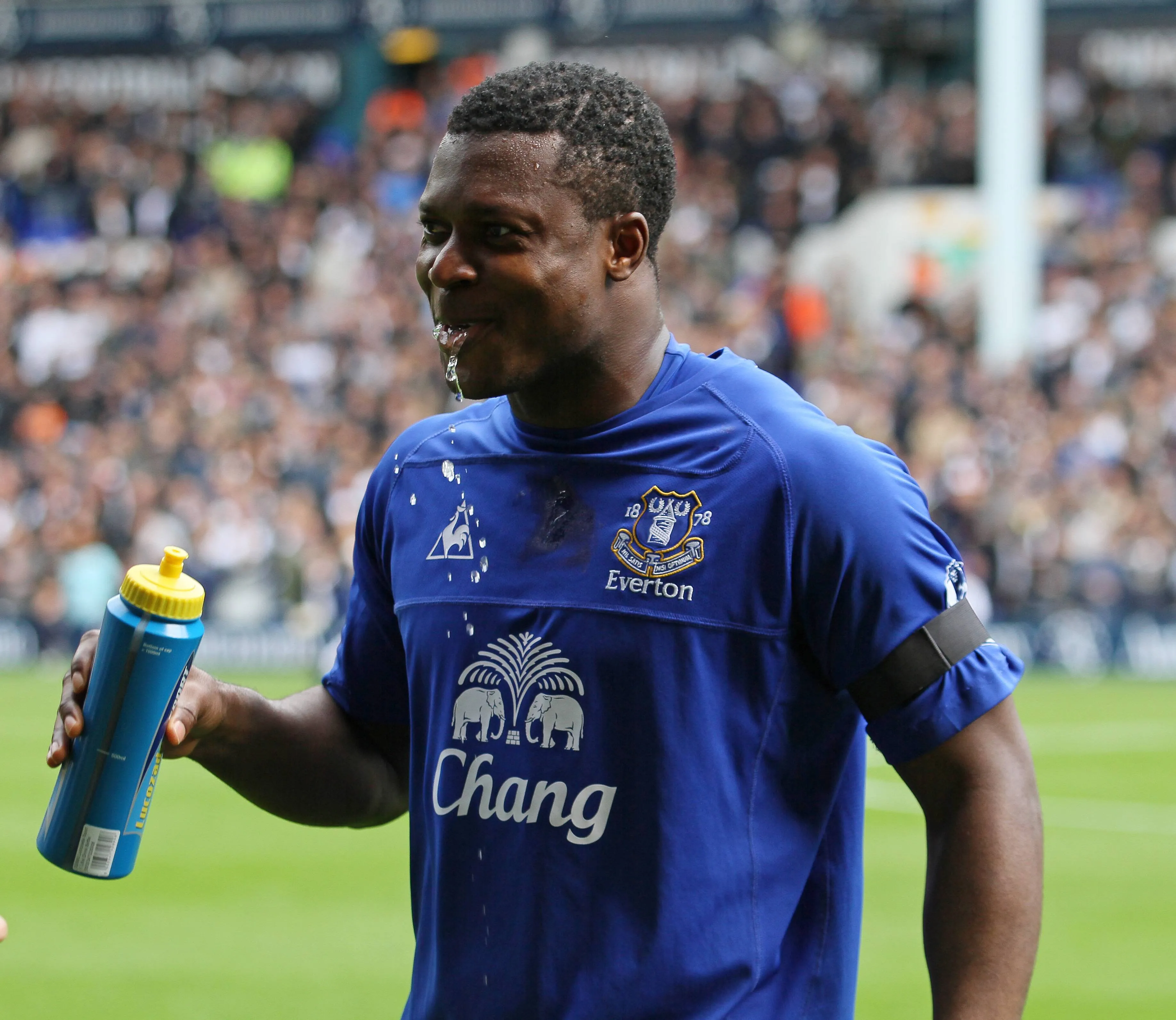 Yakubu Aiyegbeni in action for Everton