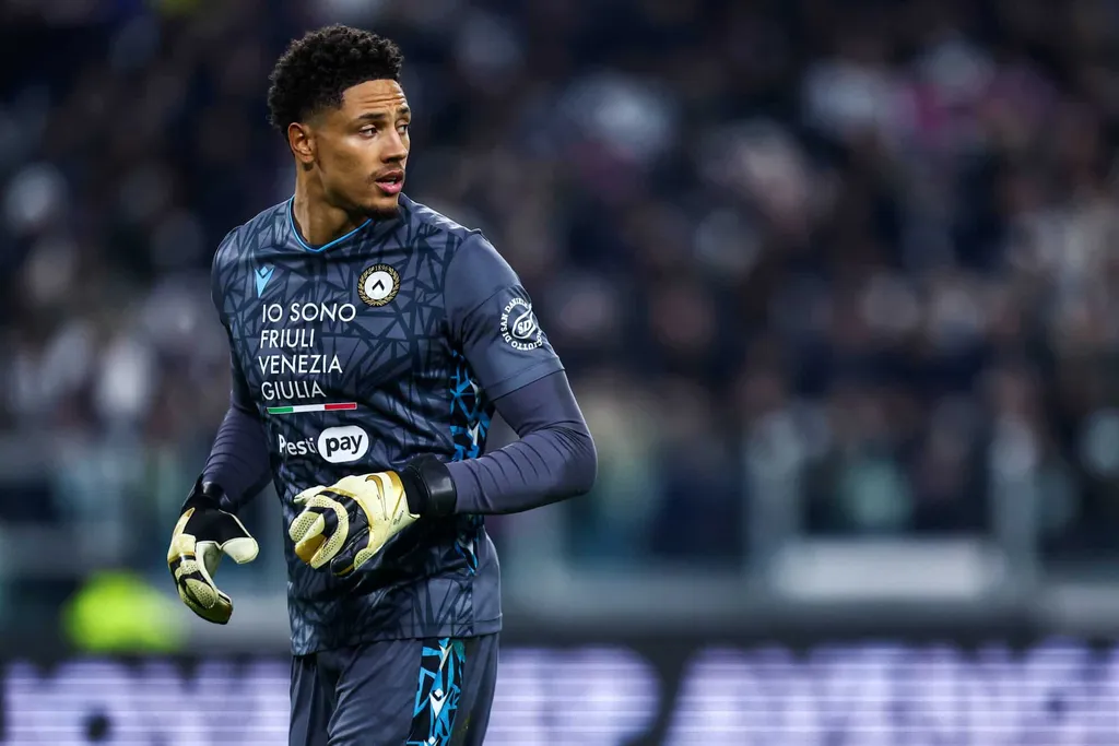 Super Eagles' goalie Okoye reveals idol is legend Kanu famously embarrassed