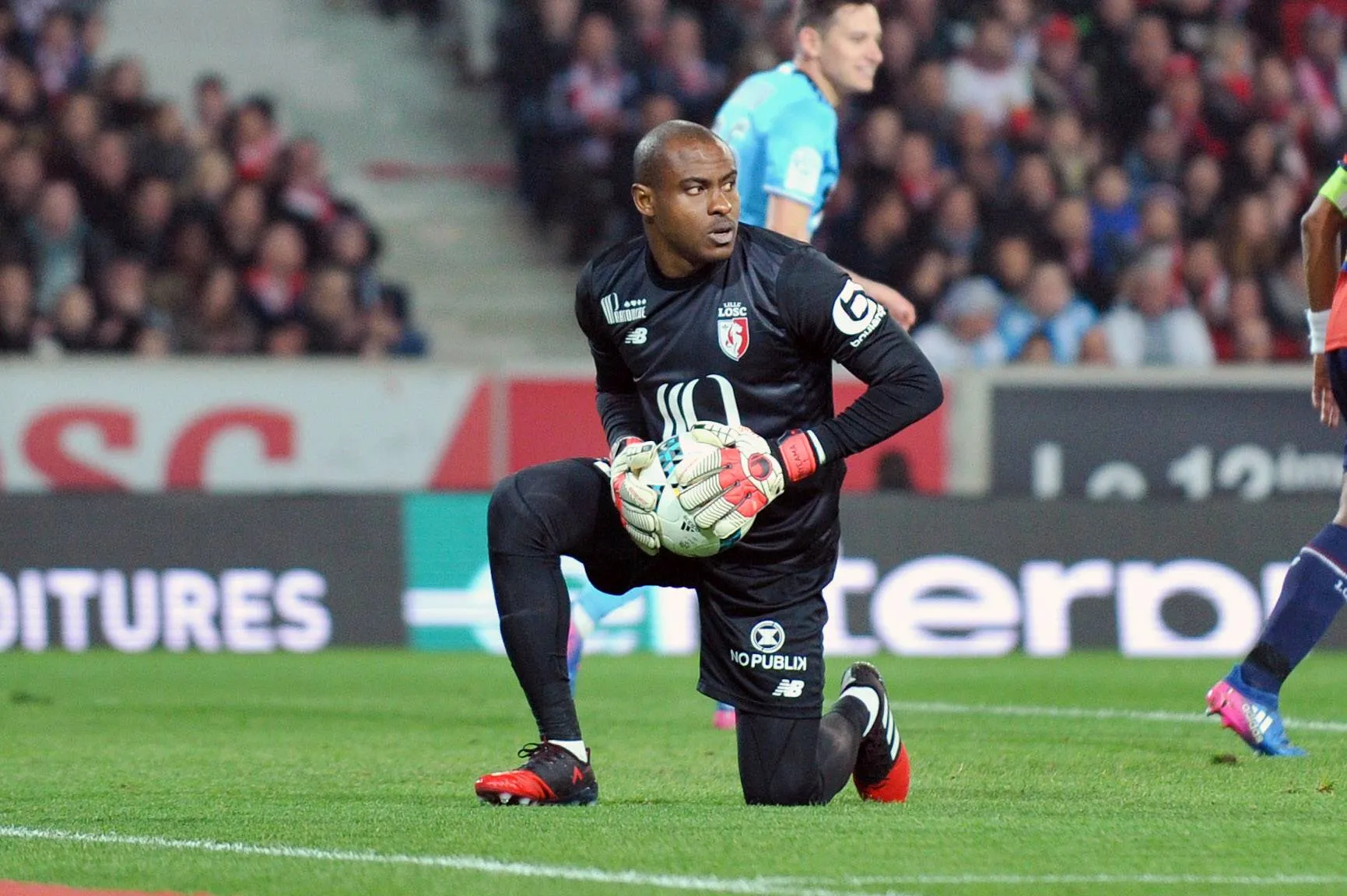 Super Eagles greatest goalkeeper Vincent Enyeama 