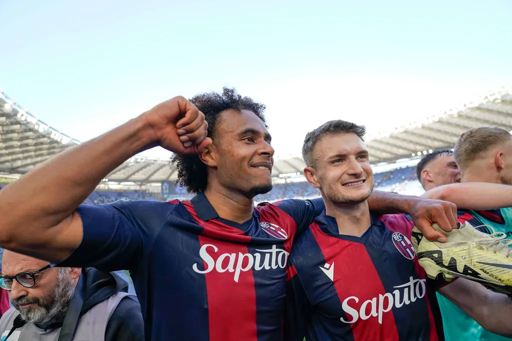 Man United ready to splash &euro;50m for Super Eagles-eligible Joshua Zirkzee 