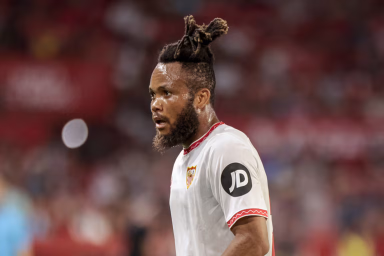 Sevilla boss gives straightforward Ejuke debut assessment: &lsquo;He has to finish the play&rsquo;