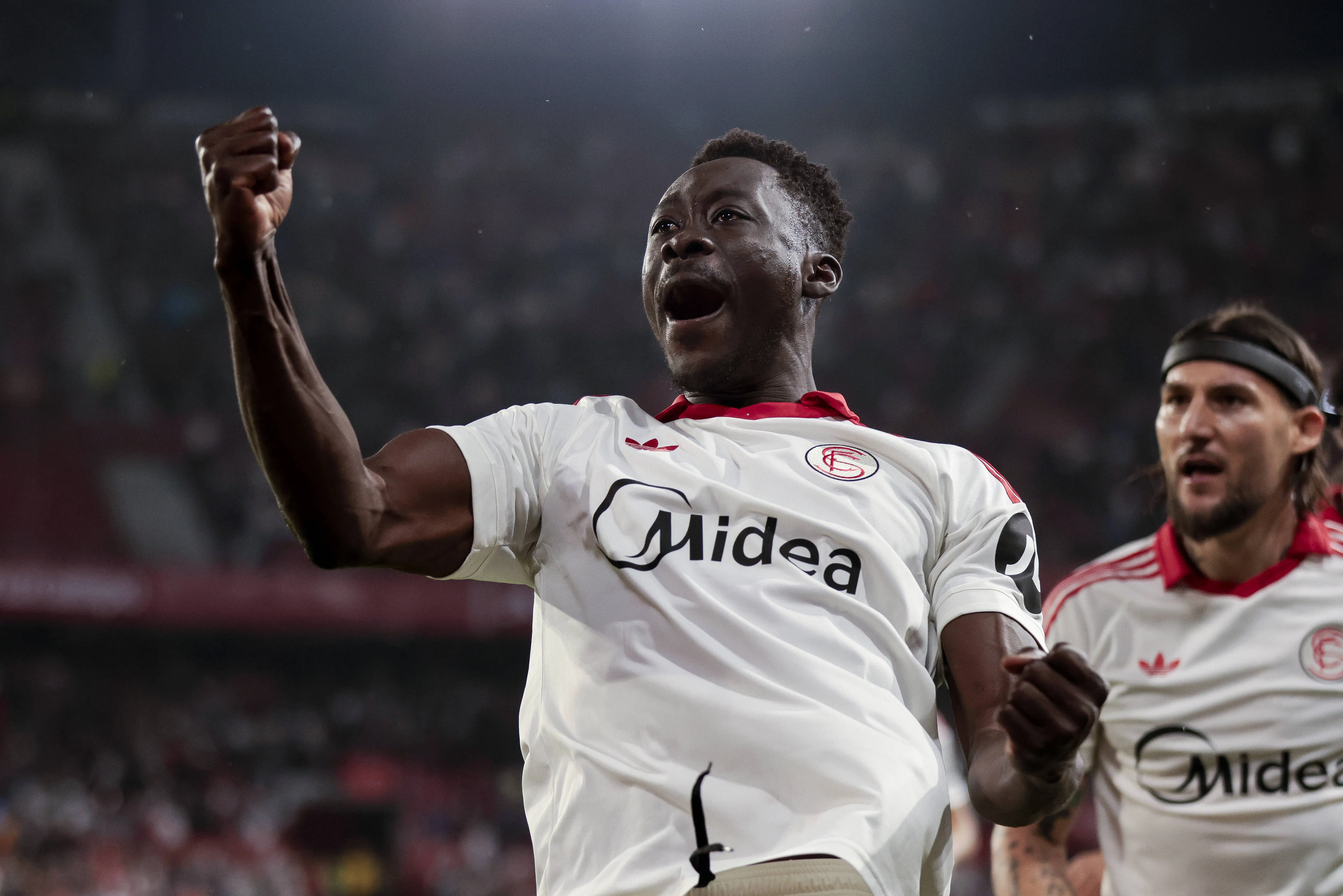 Akor Adams keeps Sevilla&rsquo;s top-flight hopes alive in Espanyol victory