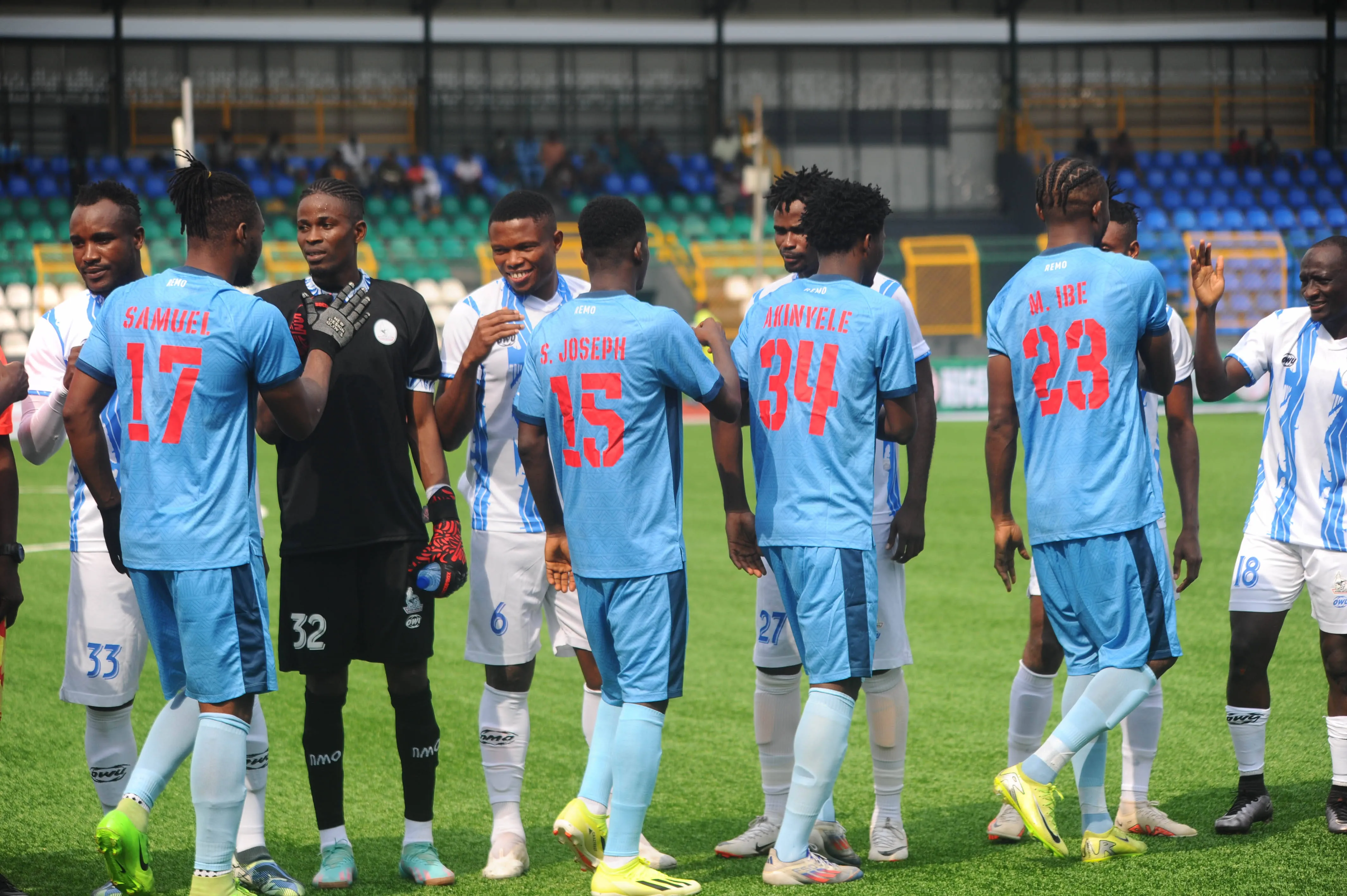 NPFL match featuring Remo and Rivers United