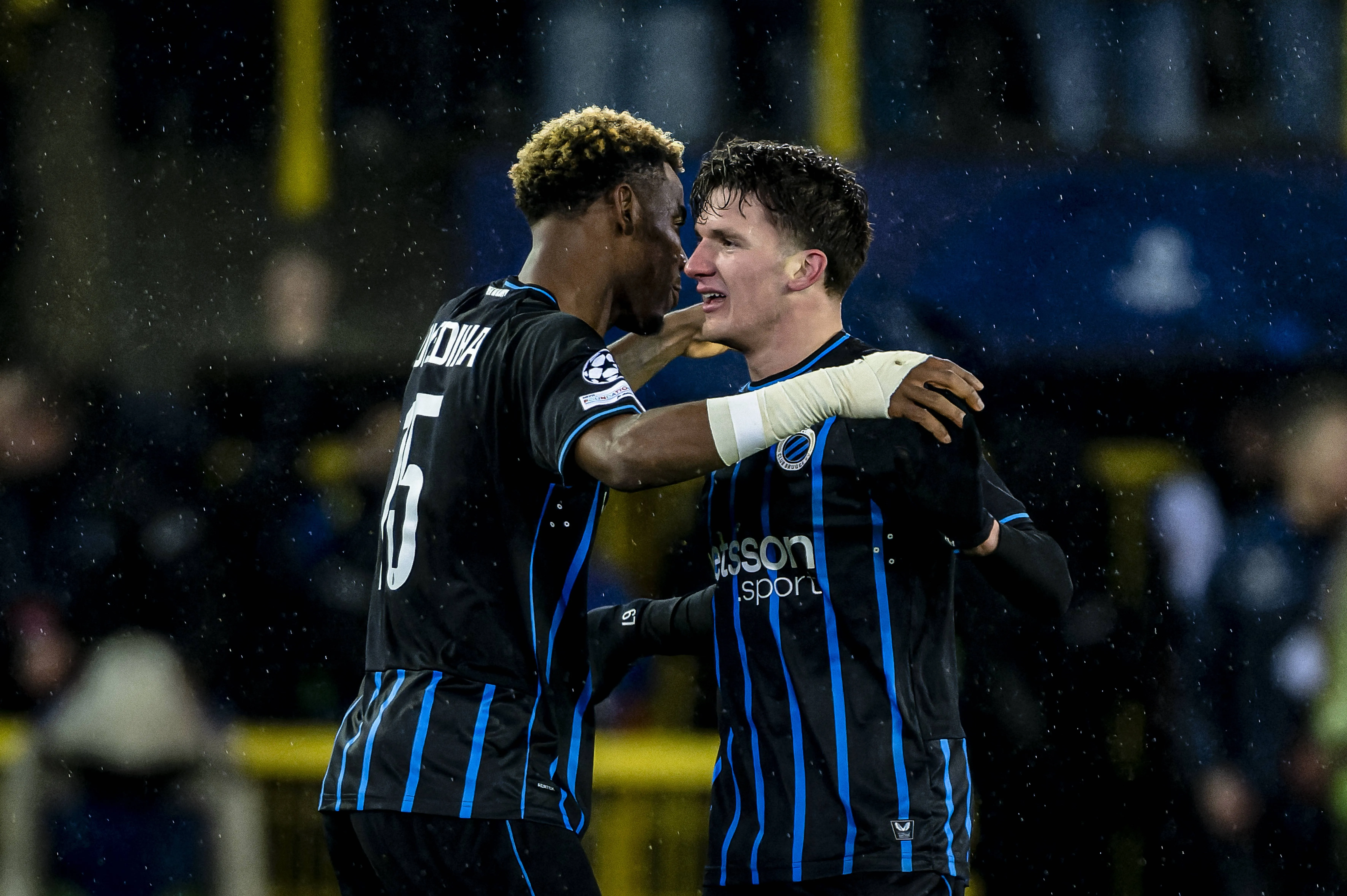 Raphael Onyedika and Christos Tzolis, during the match between Club Brugge KV vs Atletico de Madrid