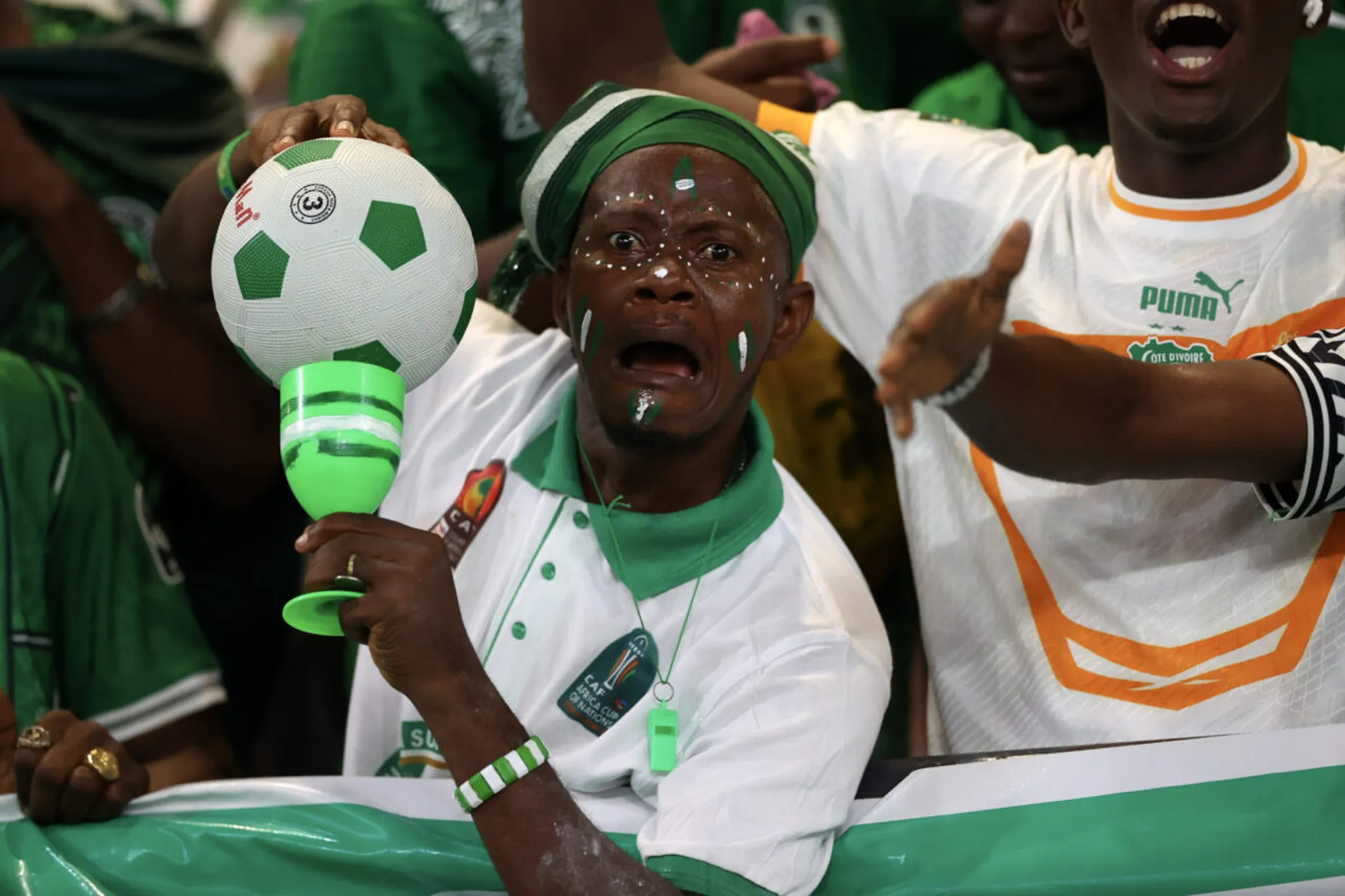 &lsquo;Sack that yeye coach&rsquo; Peseiro &ndash; Super Eagles fans slam Nigeria coach after AFCON final loss