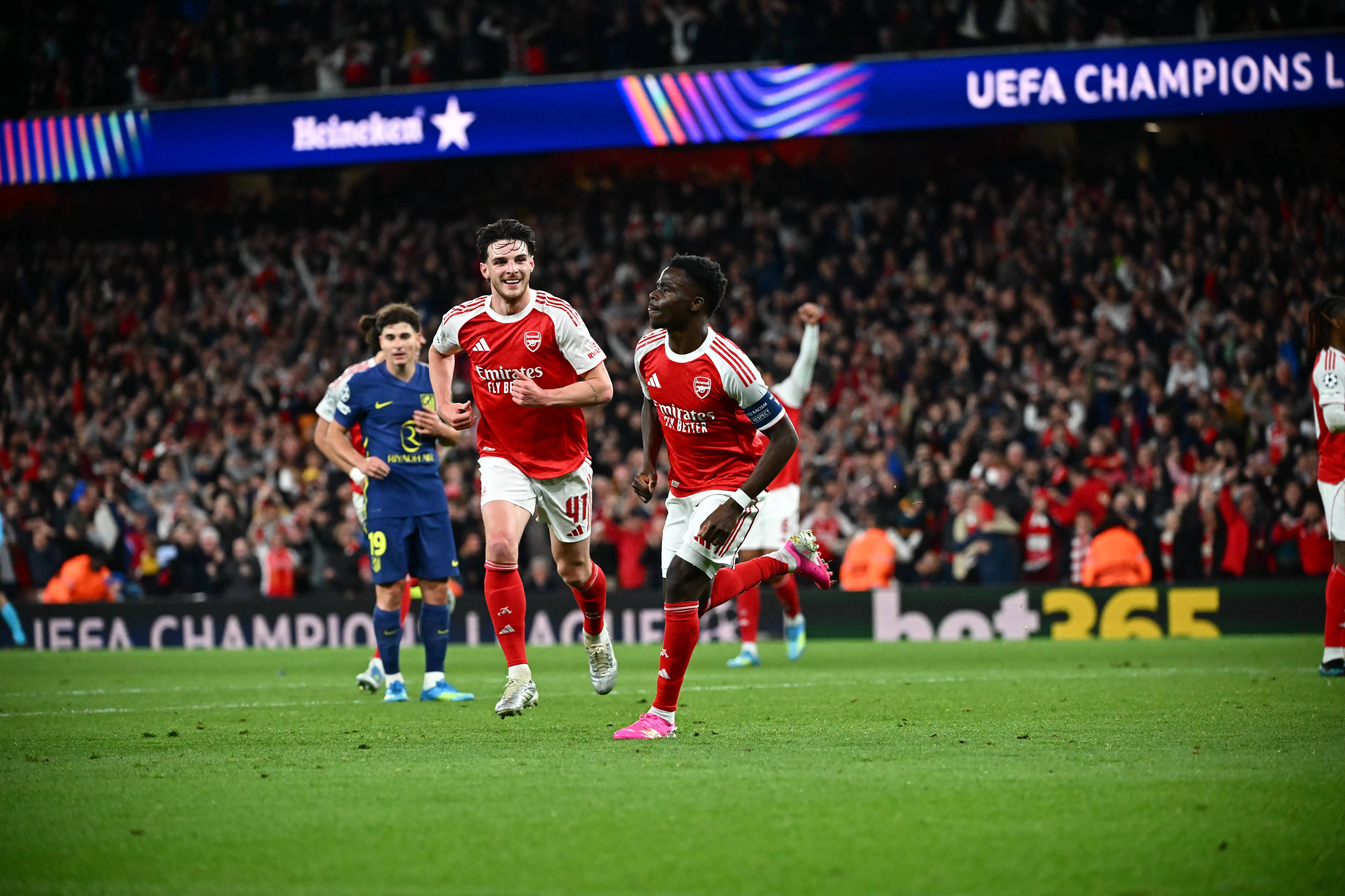 Declan Rice and Bukayo Saka celebrate Arsenal's goal
