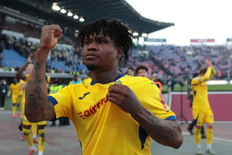 Gift Orban shines as Hellas Verona keep Serie A survival hopes alive with win at Bologna