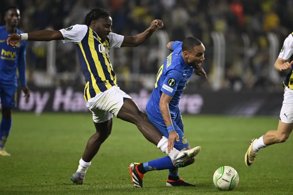 Bright Osayi-Samuel @ Icon Sport