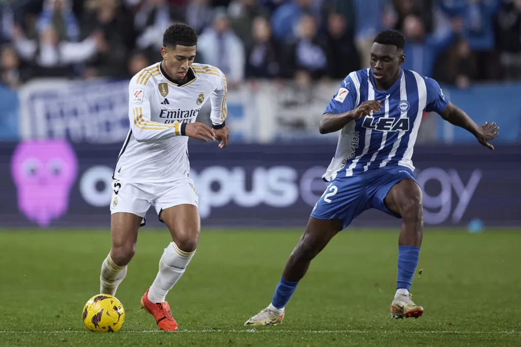 Deportivo Alaves v Real Madrid CF &ndash; LaLiga EA Sports Jude Bellingham of Real Madrid CF competes for the ball with Samu O