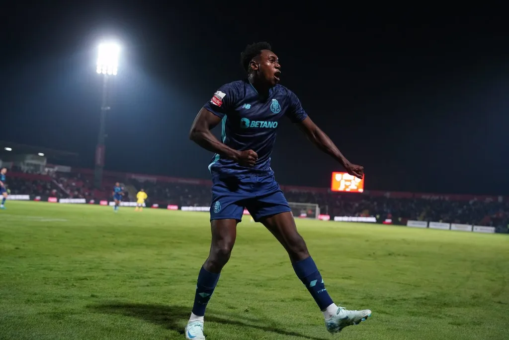 Samuel Omorodion hat-trick for Porto