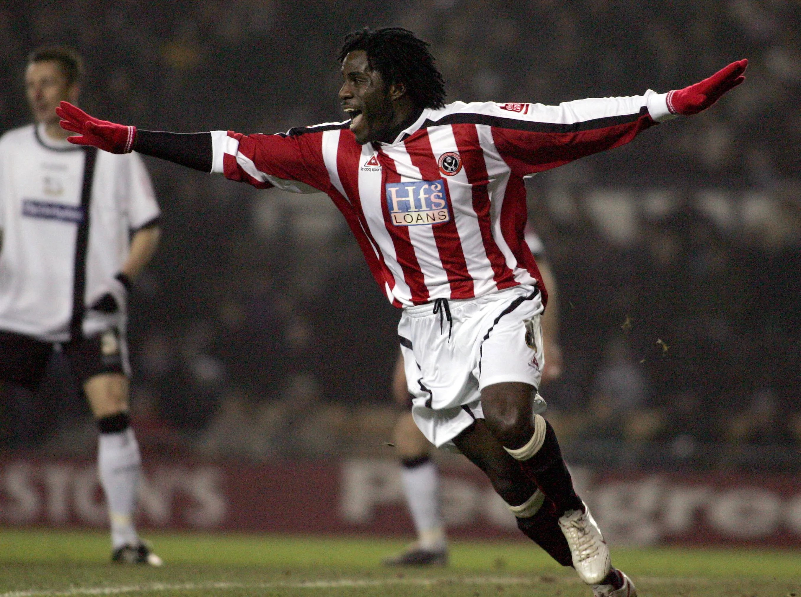 Ade Akinbiyi 