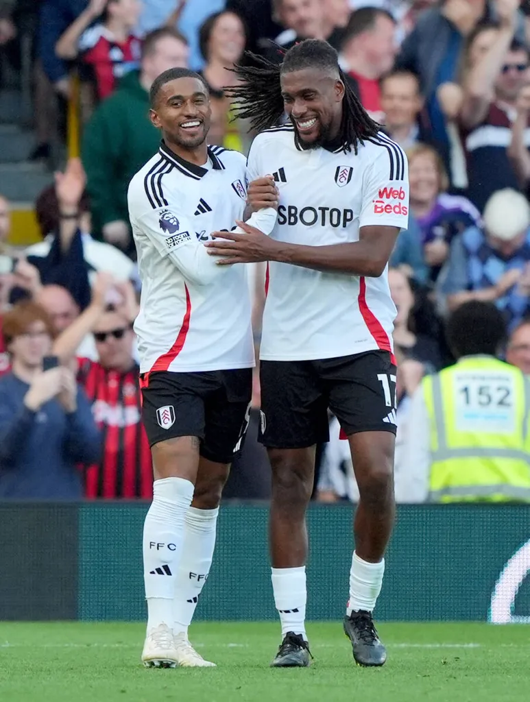Iwobi displays creative chops once again as Fulham hobble Newcastle