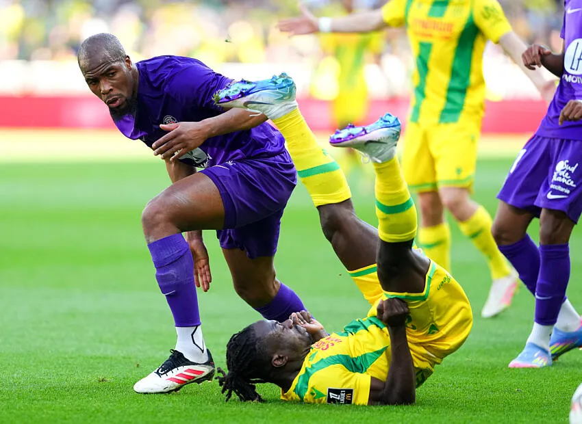 Is imminent Moses Simon move to Paris a dangerous mistake?