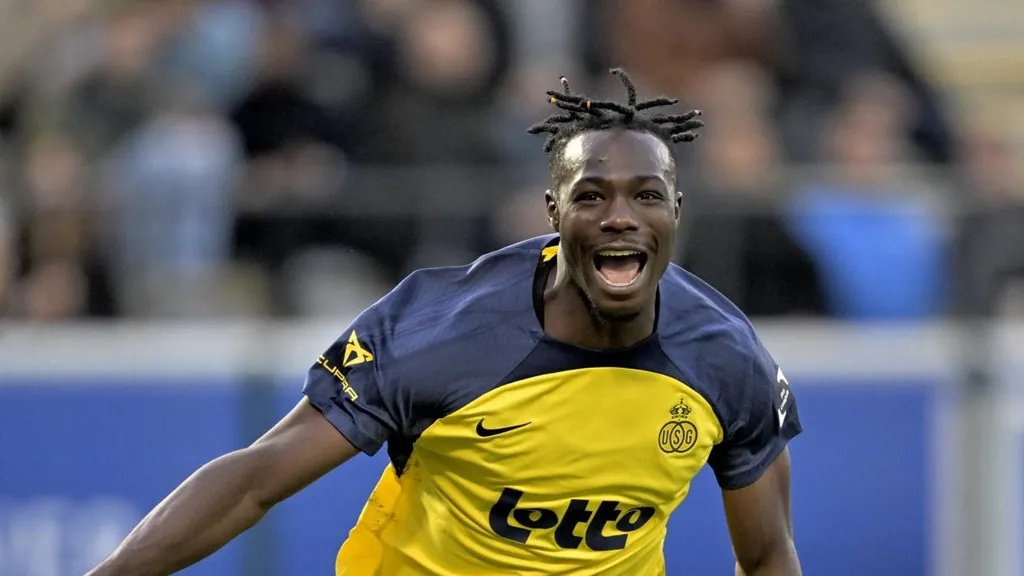 Meet the rising Nigerian striker drawing comparisons to Romelu Lukaku