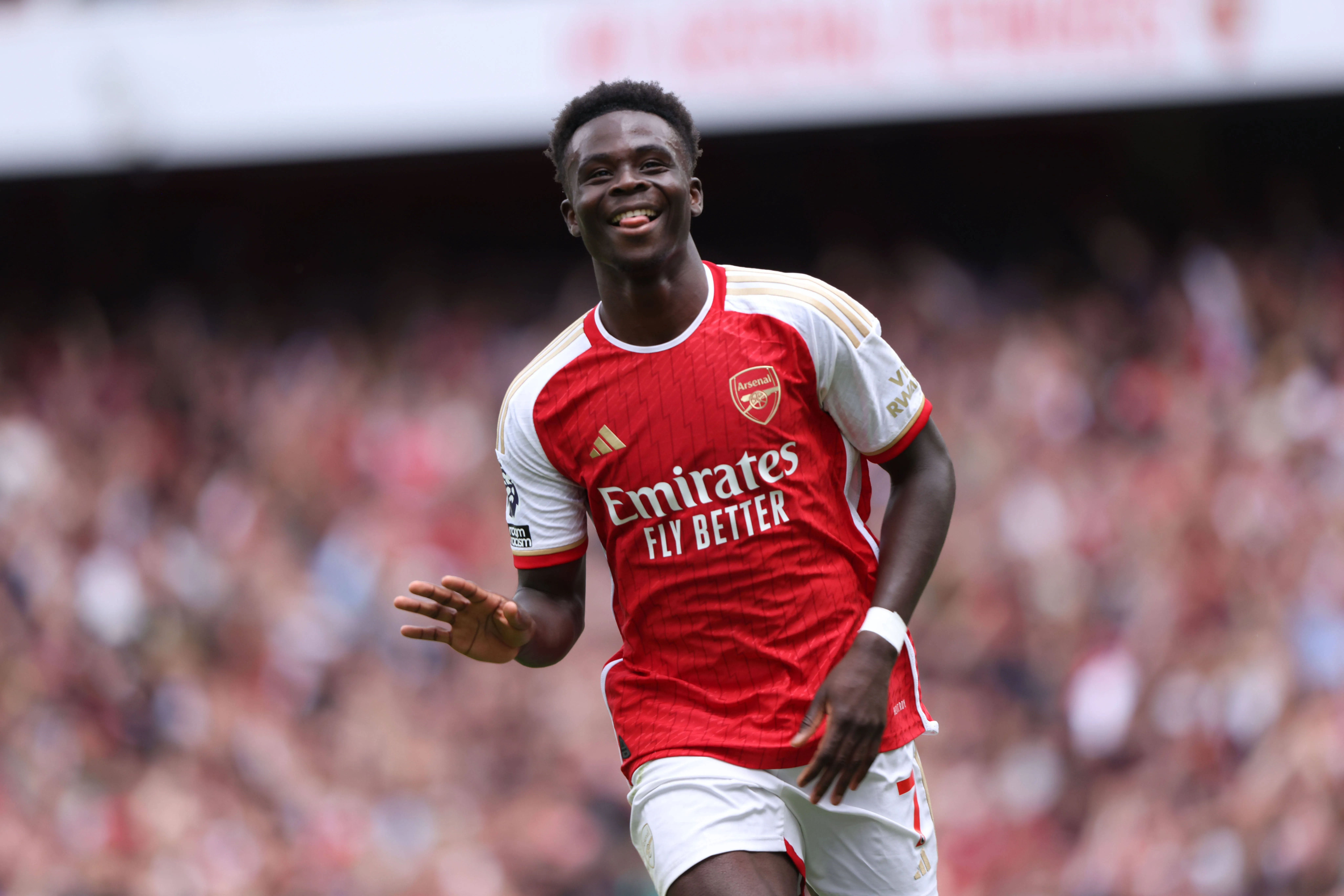 Arsenal forward Bukayo Saka celebrates goal 