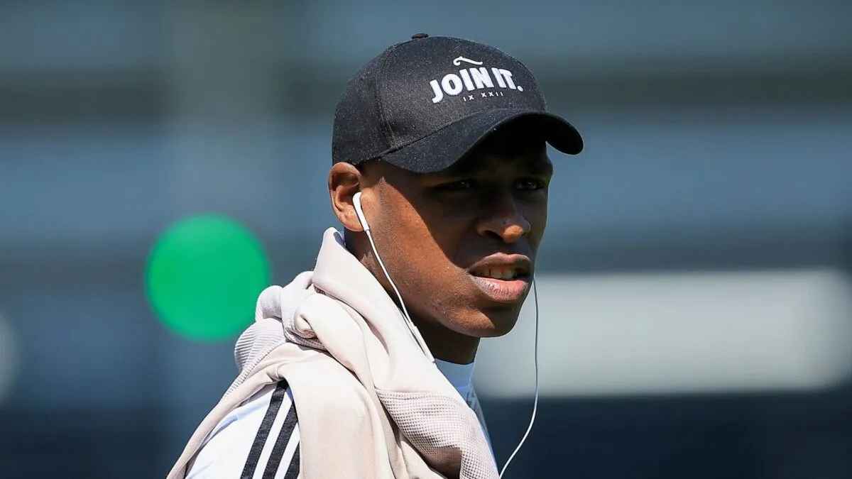 &lsquo;Nigeria fans would love him&rsquo; &ndash; Iwobi woos Chelsea star over international switch