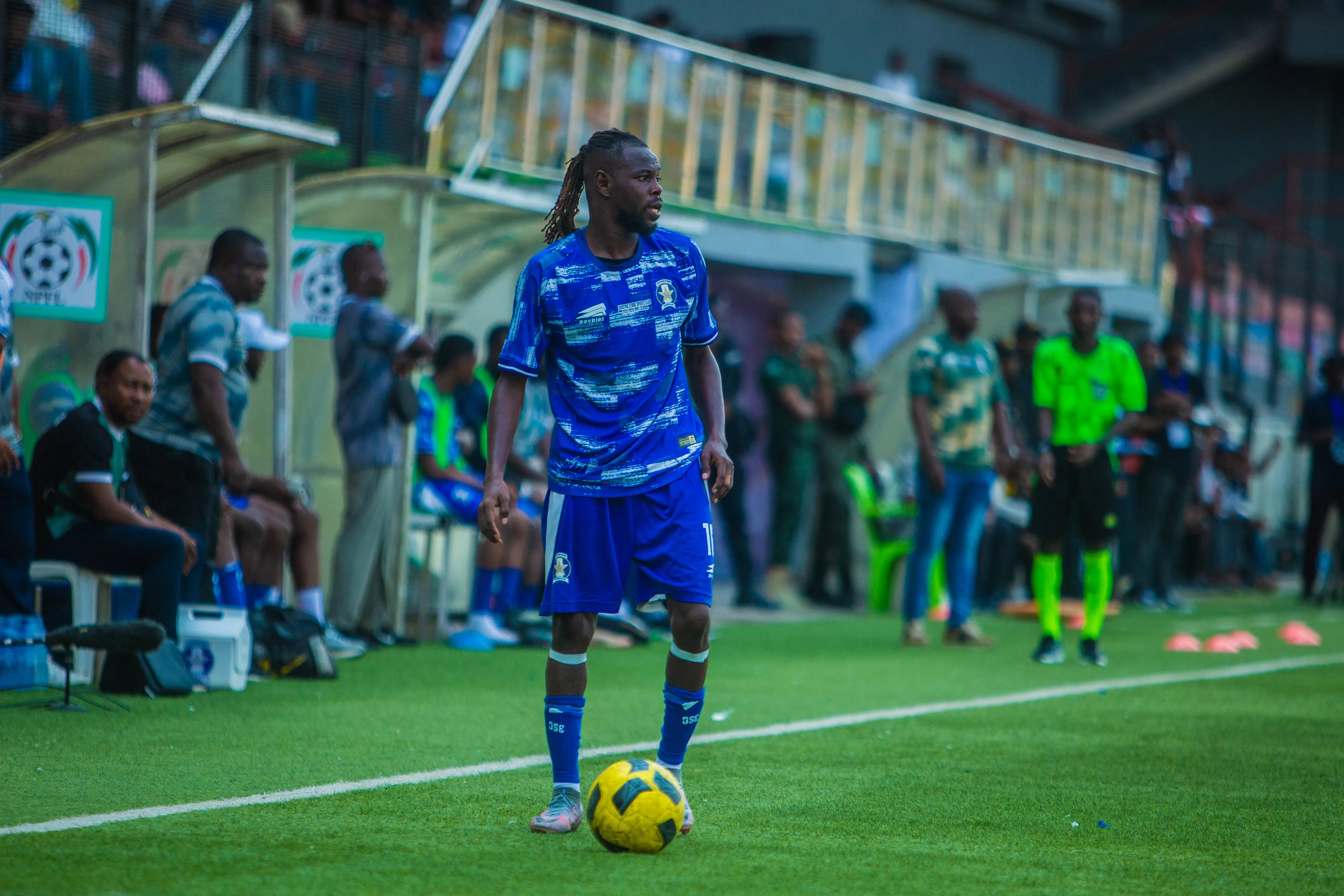 Ayobami Junior Shooting Stars in action during the NPFL26 game between Ikorodu City vs Shooting Stars at the Mobolaji Johnson Arena Stadium, Onikan, Lagos. Photo by Adeniyi Muyiwa