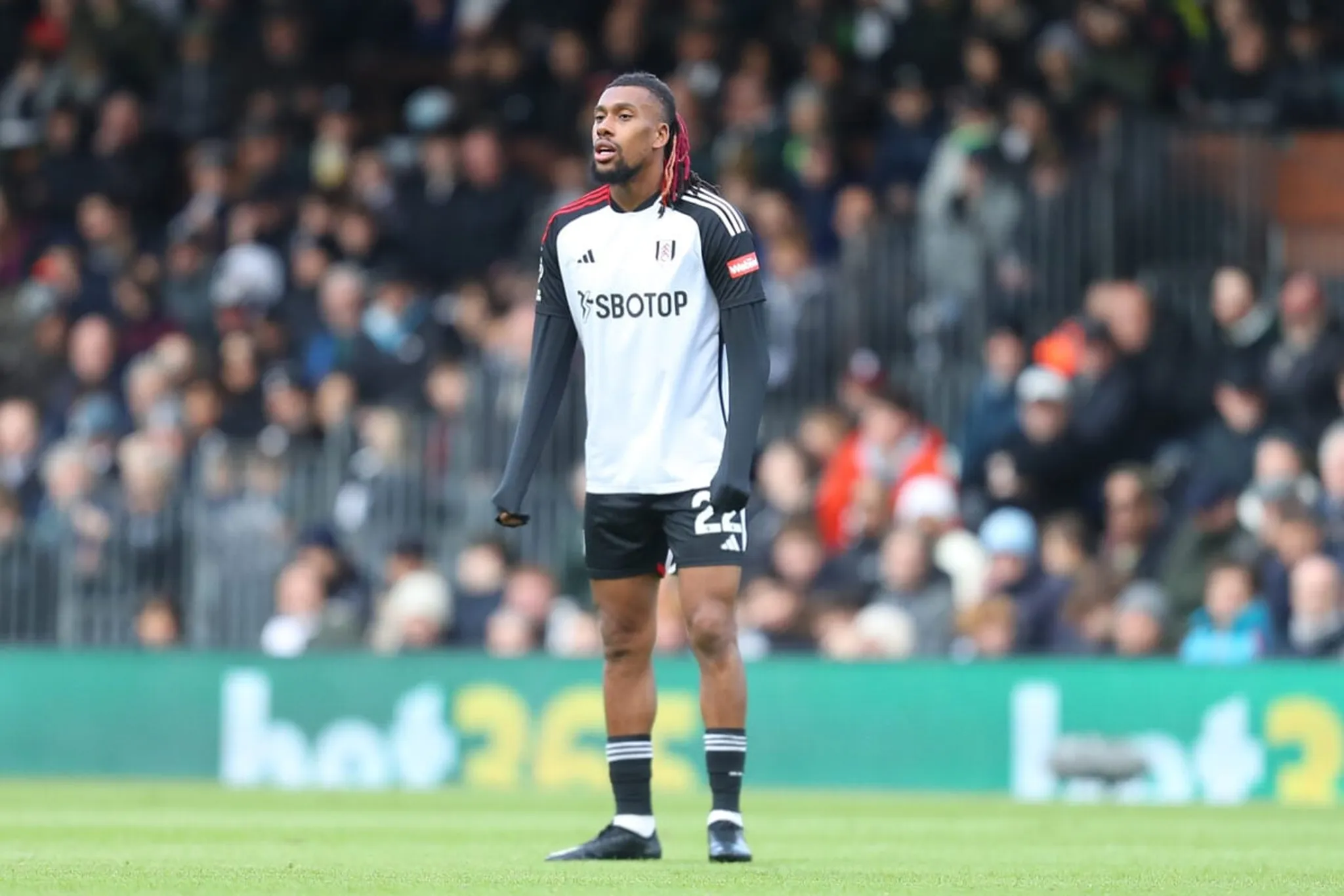First Mikel Obi, now Kanu: Iwobi cements icon status with latest Premier League milestone