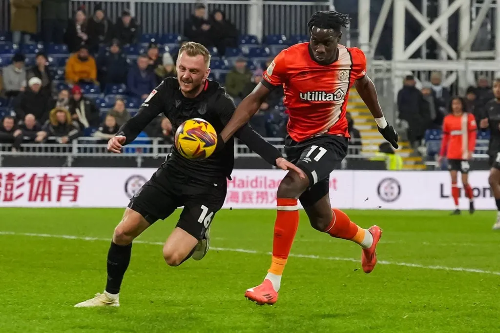 Elijah Adebayo- Photo by IMAGO