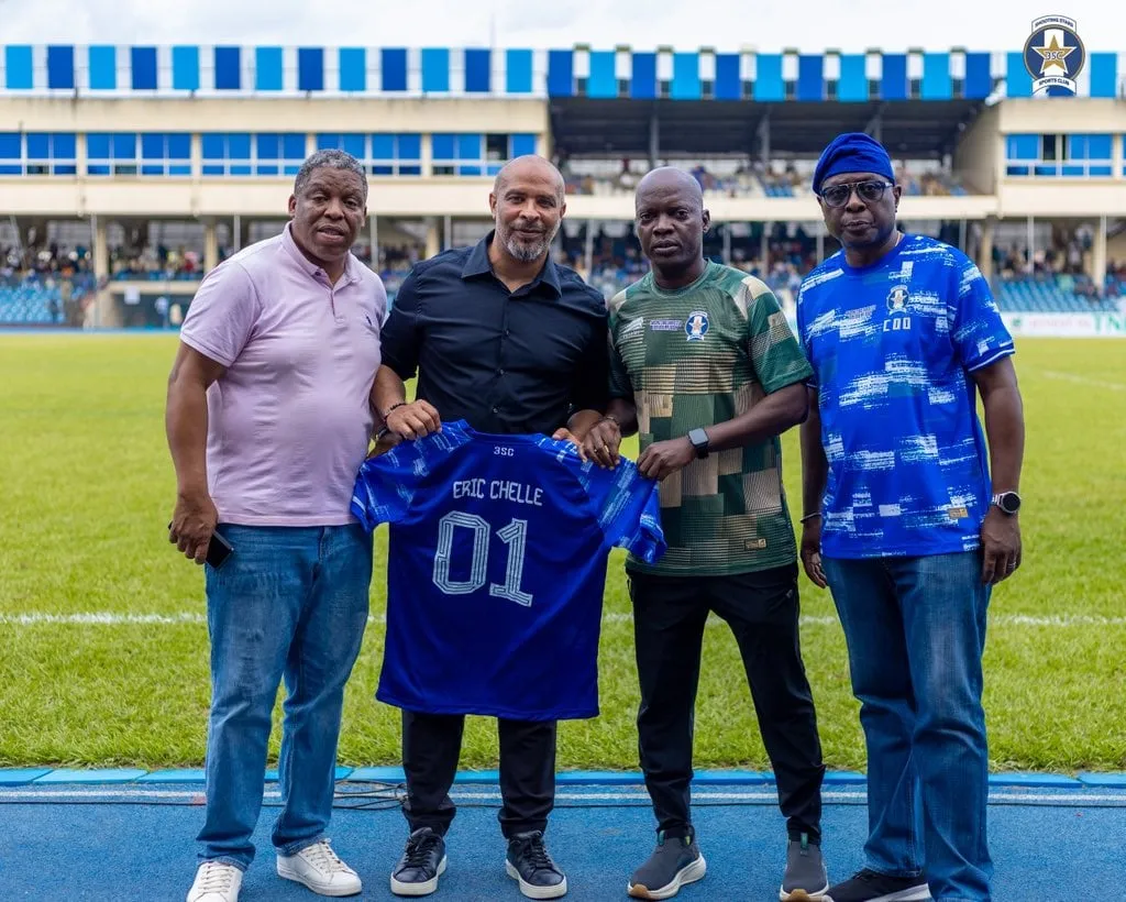 Super Eagles coach Eric Chelle with Shooting Stars in Ibadan 