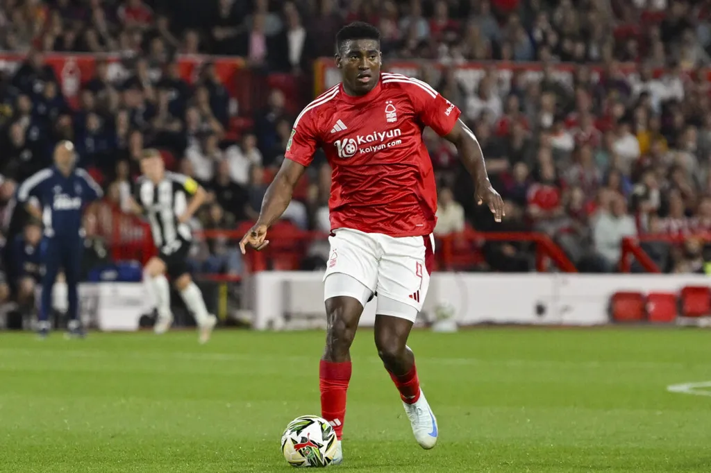 'Awoniyi needs to play' &ndash; Forest boss begs Eguavoen for Super Eagles minutes
