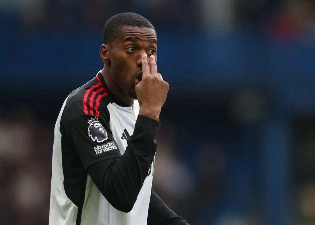 Manchester United enter race for Super Eagles-eligible Premier League star