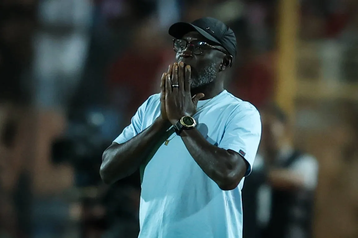 Emiliano Te of Guinea-Bissau.