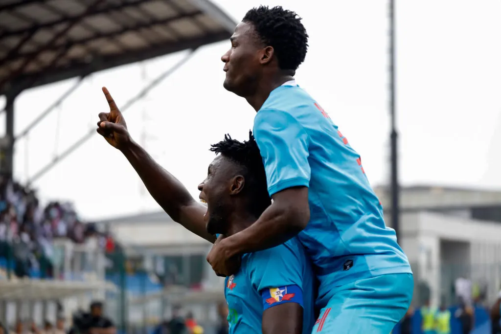 Top dogs Remo Stars and Rangers face-off in Ikenne this weekend