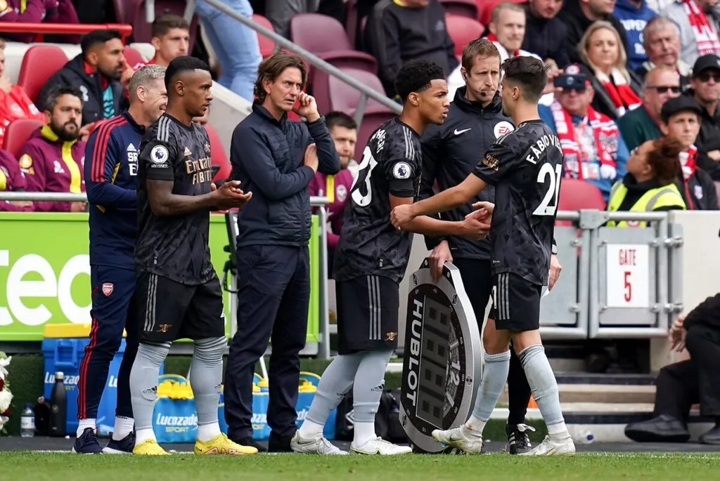 Mertesacker backs Nwaneri to thrive at Arsenal