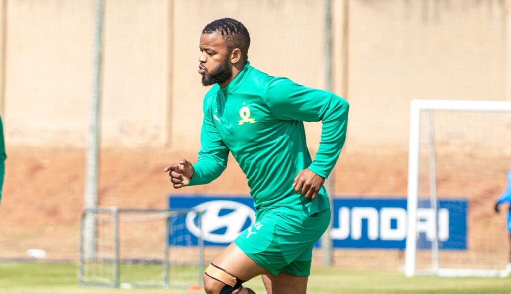 Mngqithi gives injury update on Lorch and Mbule
