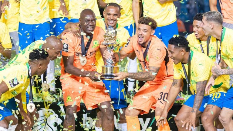 ‘Sundowns won candle stand! Ugly trophy, bubbly – Pirates withdrew because of this & Chiefs focused on Nedbank Cup’