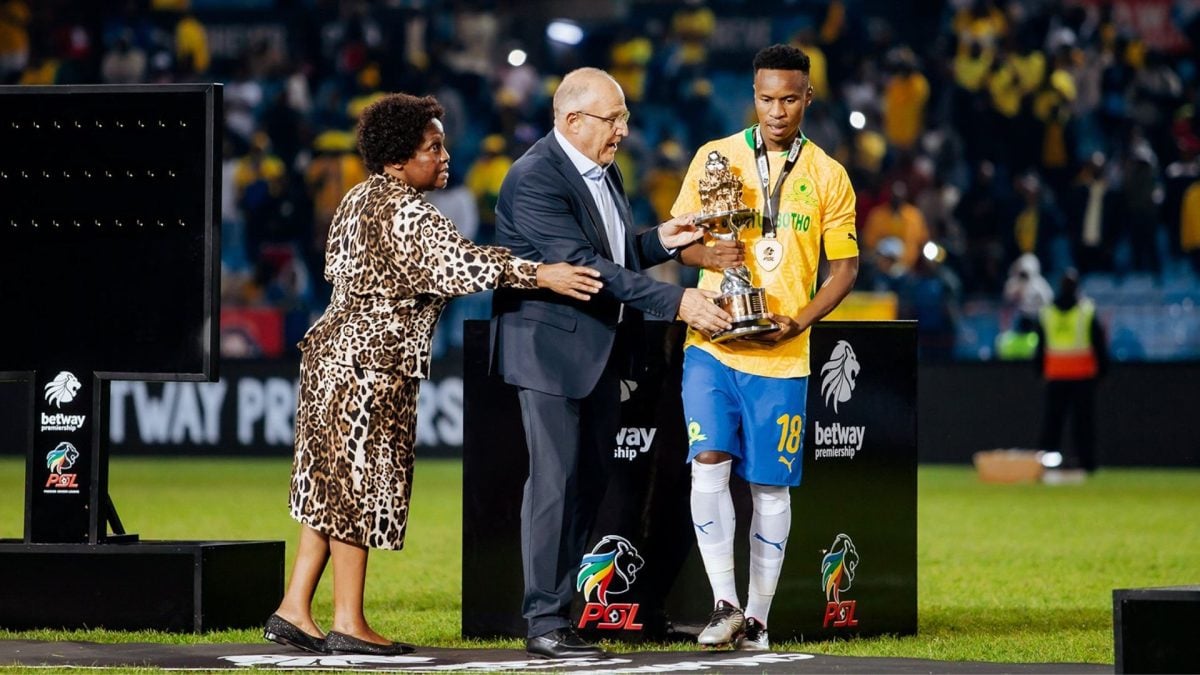 ‘Glad Chiefs didn’t win the league’ – Mixed reactions greet new Betway Premiership trophy