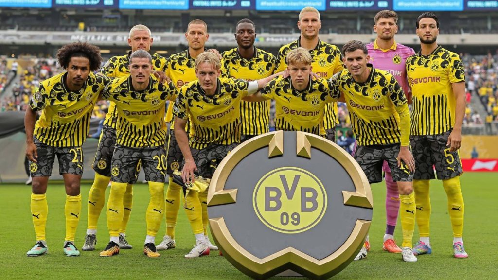Borussia Dortmund team photo. Photo – Imago