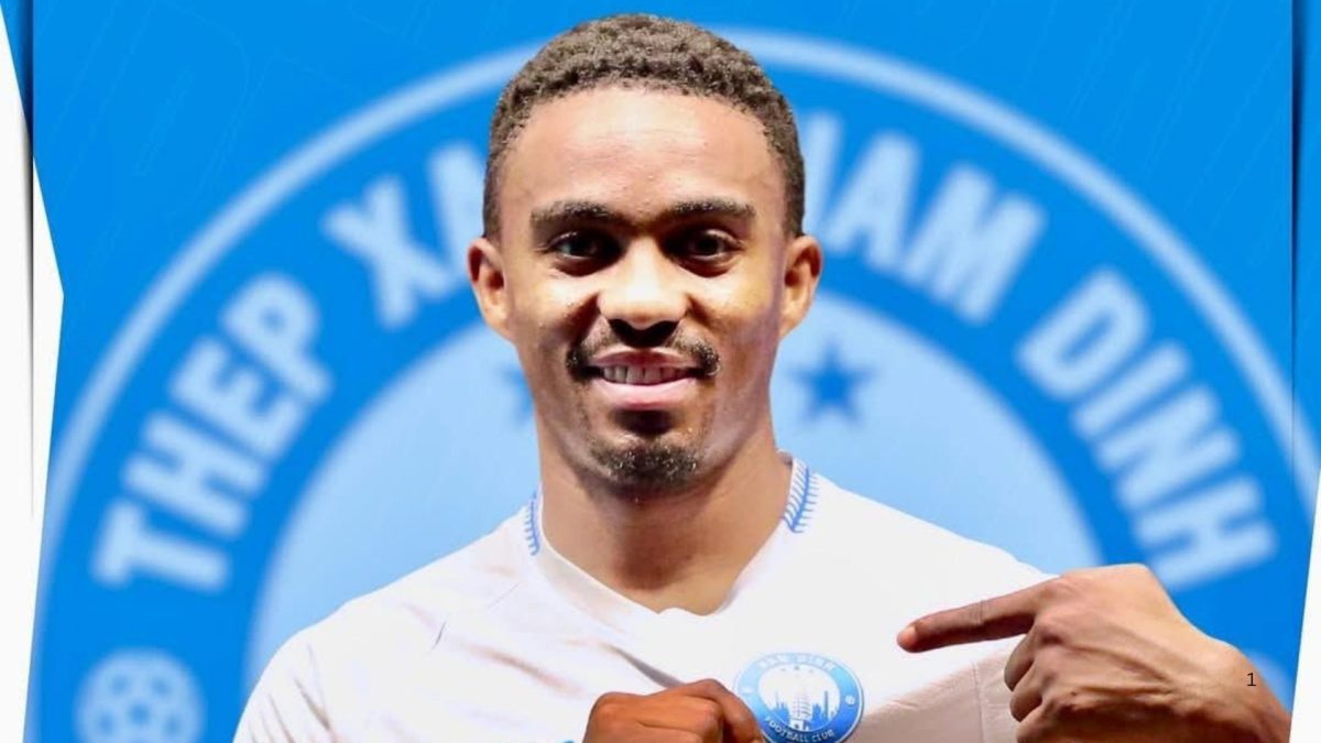 Njabulo Blom: Former Kaizer Chiefs star lands surprise club in Asia