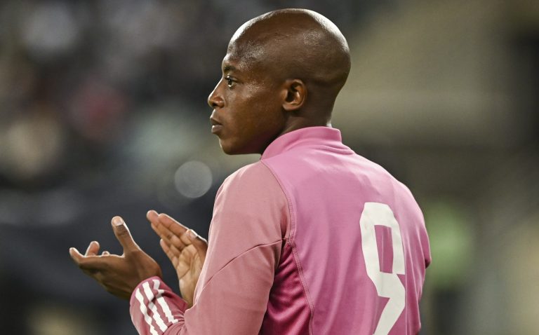 Lepasa lands major deal after Pirates exit