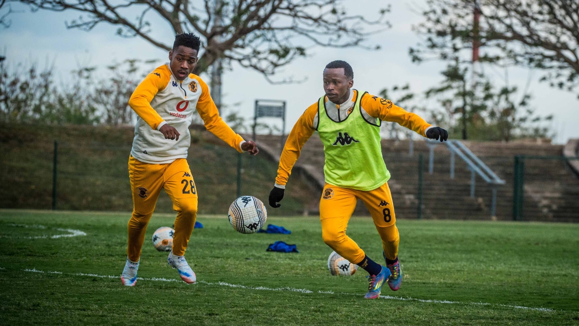 Chiefs’ Ndlovu was like ‘old Sunday League player & acted lazy!’ – How Cele shaped the midfielder