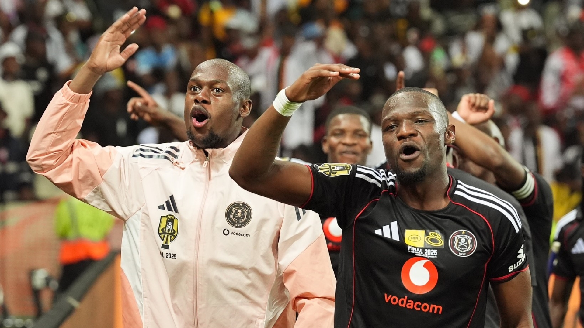Orlando Pirates striker puts Kaizer Chiefs on alert as he confirms exit
