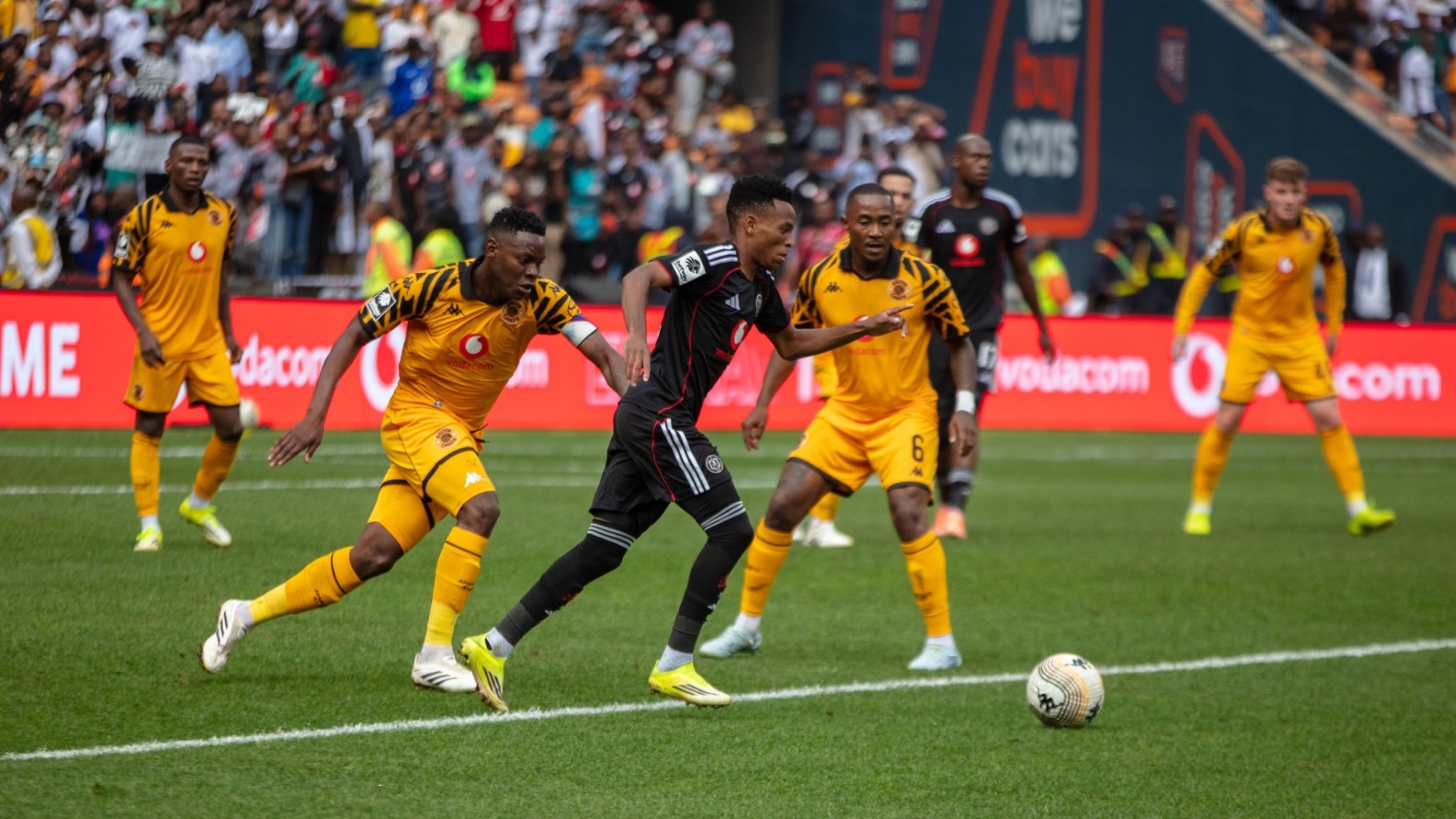 ‘He decided to swim’ – Ex-PSL referee dismisses Chiefs’ Soweto Derby penalty appeal